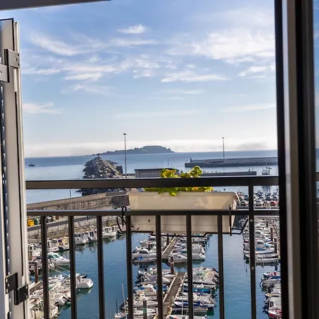 Torrontero Con Vistas Al Mar