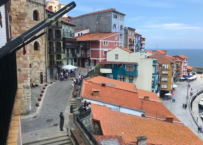 Torrontero Con Vistas Al Mar Bermeo